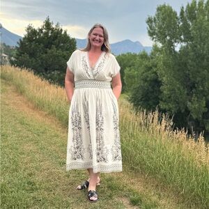 Meet your Posher, Crystal